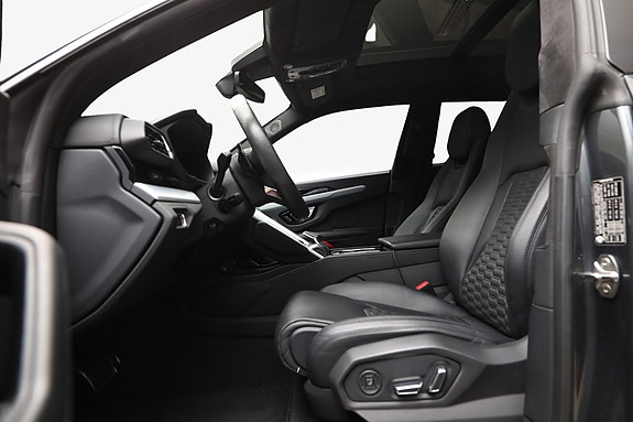 Lamborghini Urus 10 of 30