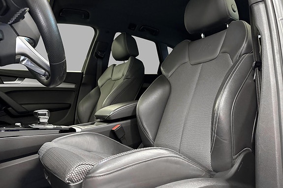 Audi Q5 10 of 30