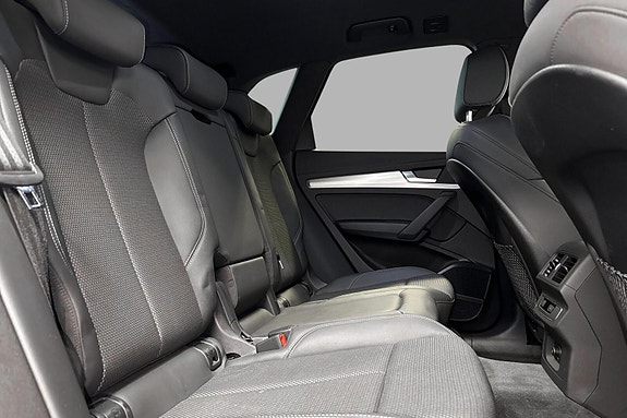 Audi Q5 17 of 30