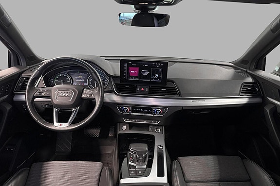 Audi Q5 9 of 30