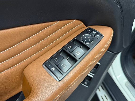 Mercedes-Benz GLE350 d 27 of 30