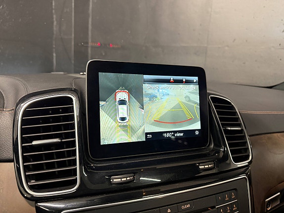 Mercedes-Benz GLE350 d 14 of 30