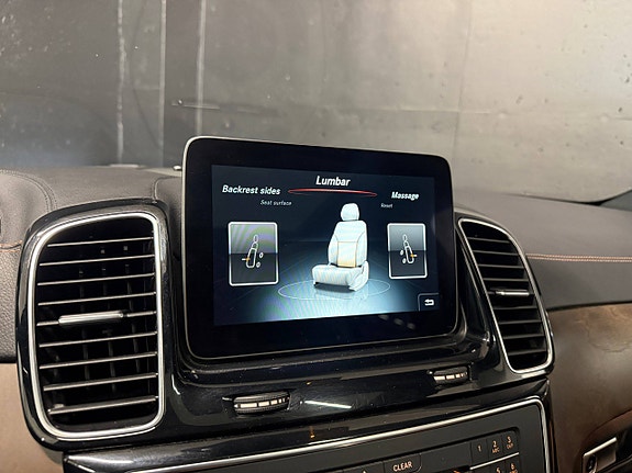 Mercedes-Benz GLE350 d 16 of 30