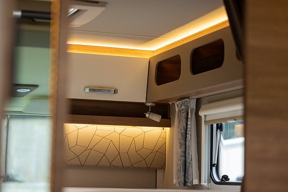 Weinsberg Caracore 700 MEG // Lithium // Solcelle // Klasse B 28 of 30