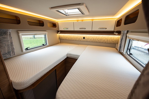 Weinsberg Caracore 700 MEG // Lithium // Solcelle // Klasse B 30 of 30