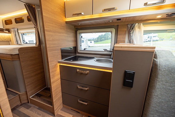 Weinsberg Caracore 700 MEG // Lithium // Solcelle // Klasse B 22 of 30