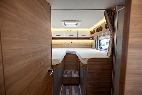Weinsberg Caracore 700 MEG // Lithium // Solcelle // Klasse B 27 of 30