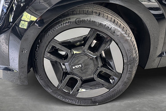 Kia EV9 6 of 30