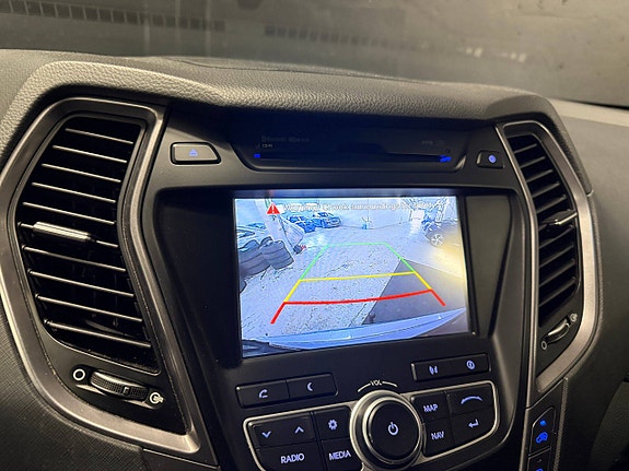 Hyundai Grand Santa Fe 13 of 23