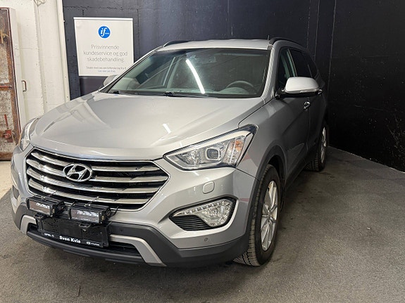 Hyundai Grand Santa Fe 4 of 23