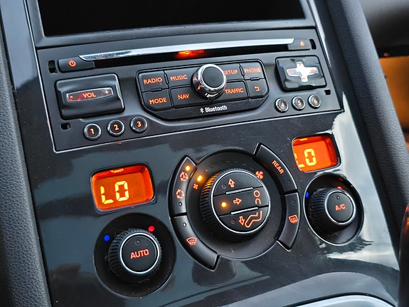 Peugeot 5008 16 of 23