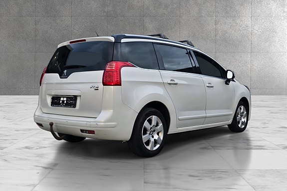 Peugeot 5008 5 of 23