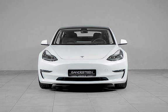 Tesla Model 3 2 of 25