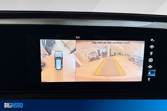Mercedes-Benz EQC400 15 of 18