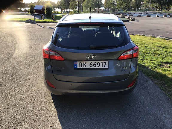 Hyundai i30 4 of 23