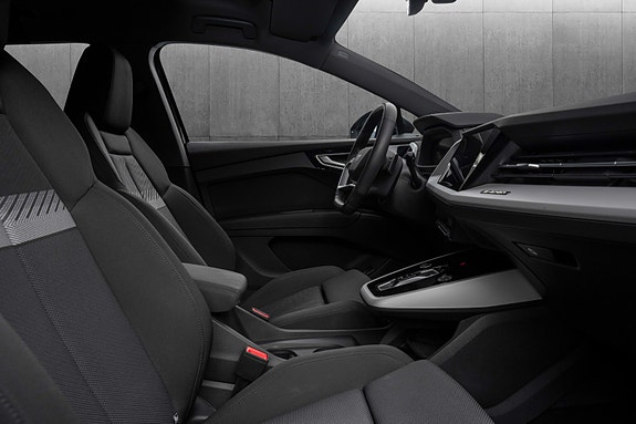 Audi Q4 e-tron 24 of 27