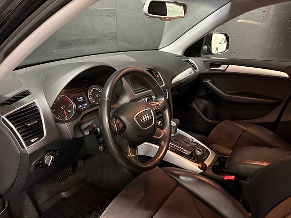 Audi Q5 11 of 30