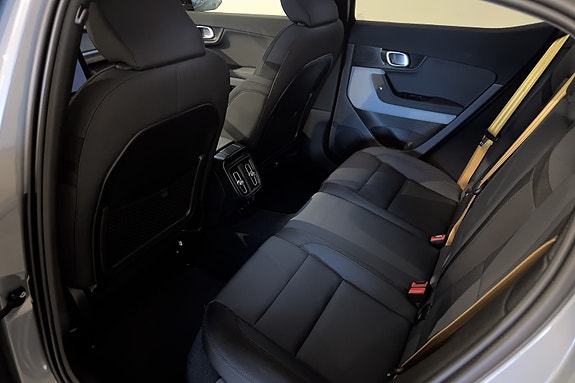 Polestar 2 28 of 30