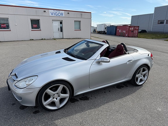 Mercedes-Benz SLK200 6 of 22