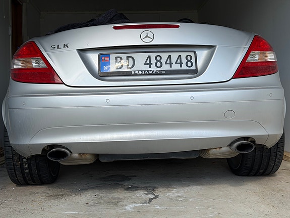 Mercedes-Benz SLK200 16 of 22