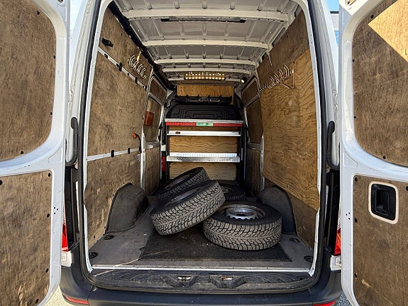 Mercedes-Benz Sprinter 317 23 of 23