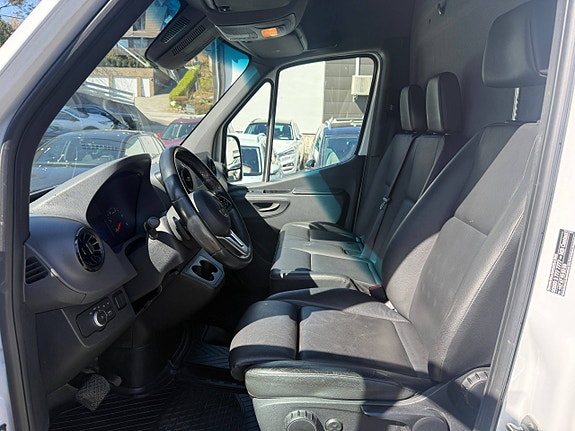 Mercedes-Benz Sprinter 317 10 of 23