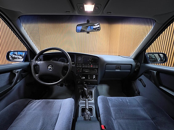Opel Omega 12 of 30