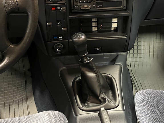 Opel Omega 14 of 30