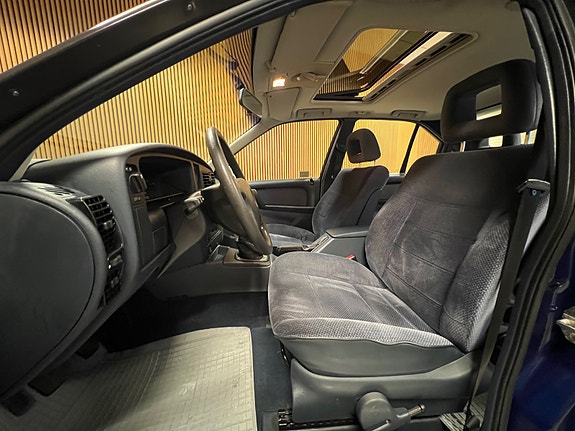 Opel Omega 10 of 30
