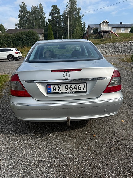 Mercedes-Benz E220 d 21 of 21