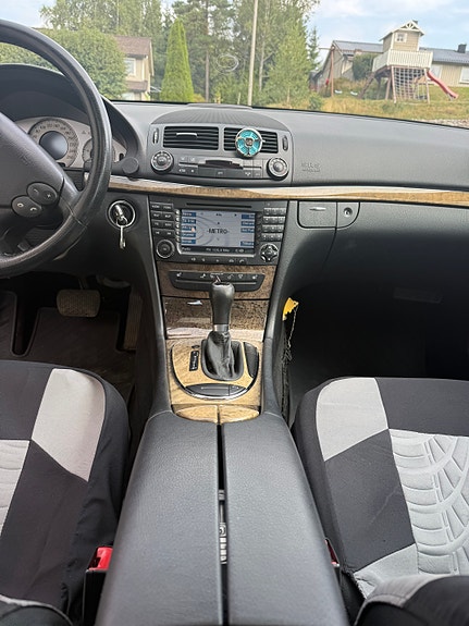 Mercedes-Benz E220 d 12 of 21