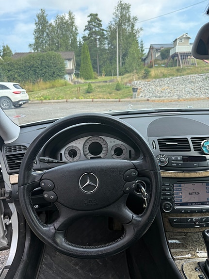 Mercedes-Benz E220 d 10 of 21