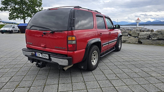 Chevrolet Tahoe 16 of 30