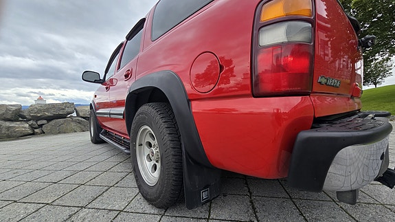 Chevrolet Tahoe 15 of 30
