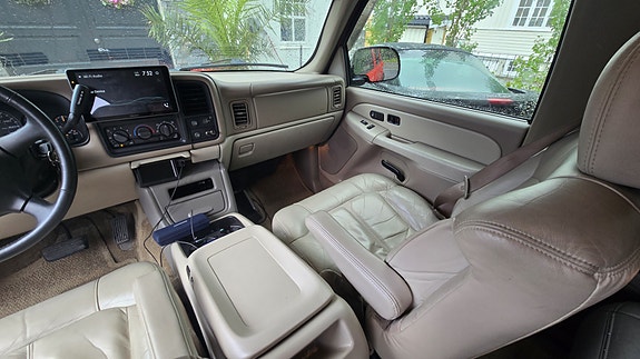 Chevrolet Tahoe 30 of 30