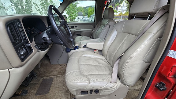 Chevrolet Tahoe 29 of 30