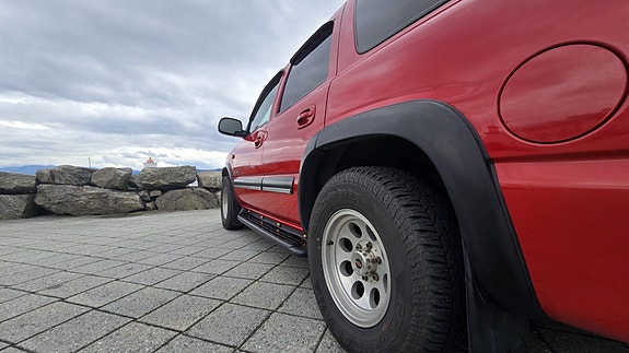 Chevrolet Tahoe 22 of 30