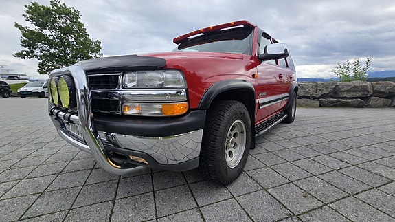 Chevrolet Tahoe 5 of 30