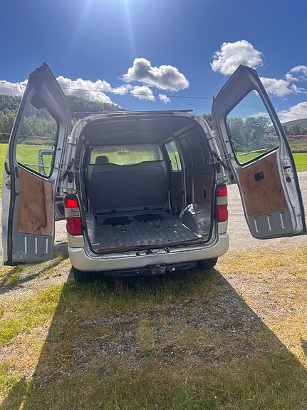 Toyota HiAce 14 of 30