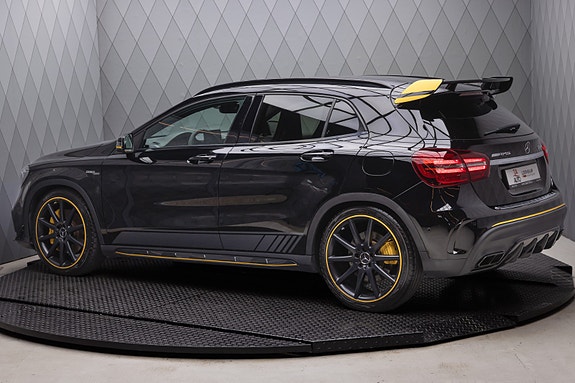 Mercedes-Benz GLA45 7 of 30
