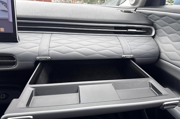 Dongfeng Box 14 of 20