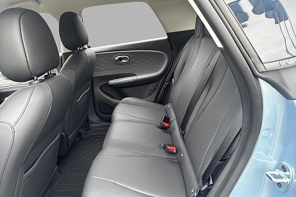 Dongfeng Box 16 of 20