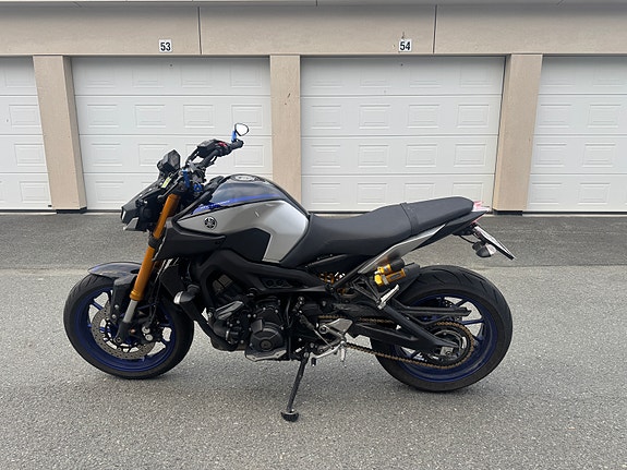 Yamaha MT-09 SP 2 of 8