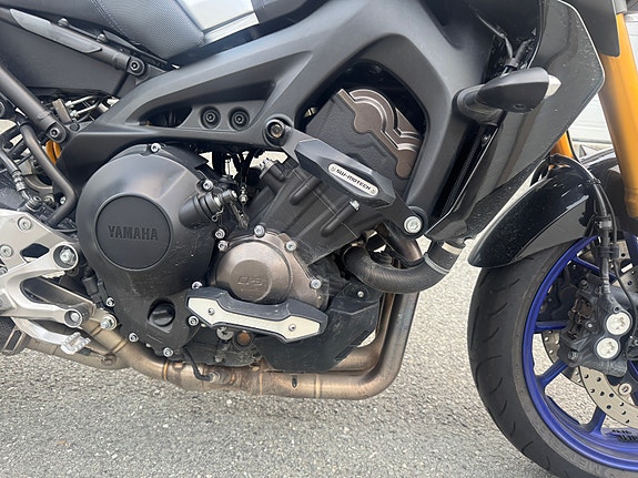Yamaha MT-09 SP 7 of 8