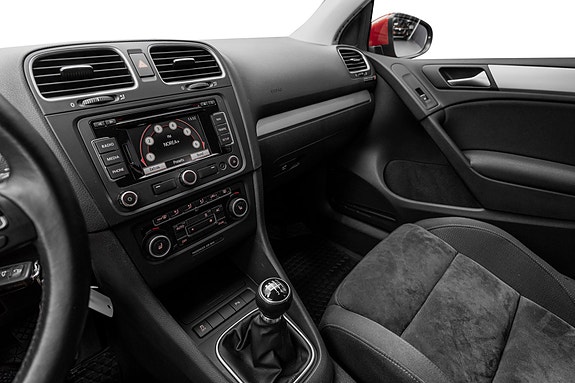 Volkswagen Golf VI 11 of 18