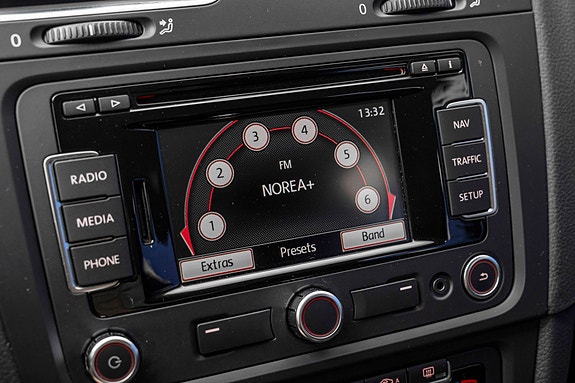 Volkswagen Golf VI 16 of 18
