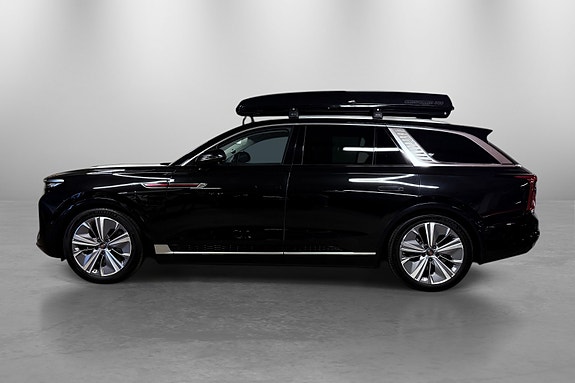 Hongqi E-HS9 11 of 30