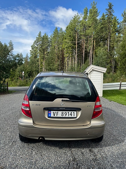 Mercedes-Benz A160 d 5 of 23