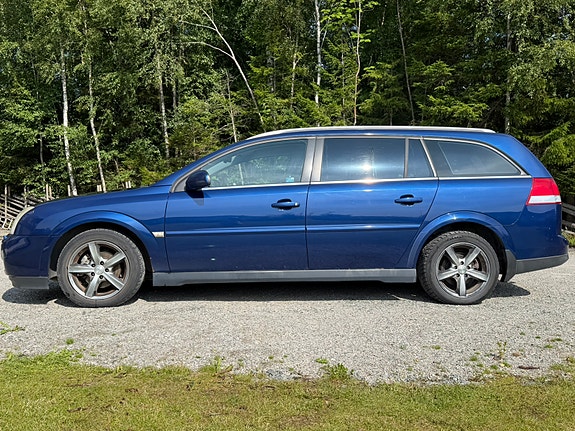 Opel Vectra 4 of 22