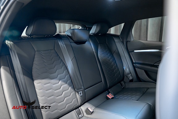 Audi A6 e-tron 22 of 30